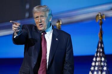 関税敗訴に備え代替策検討