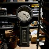 【とちぎ戦後80年　遺構は語る】旧国鉄小金井駅の柱時計（下野）