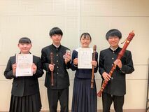リコーダーの息の合った演奏で念願の最高賞「花村賞」を獲得