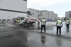 危険物施設火災想定し連携訓練