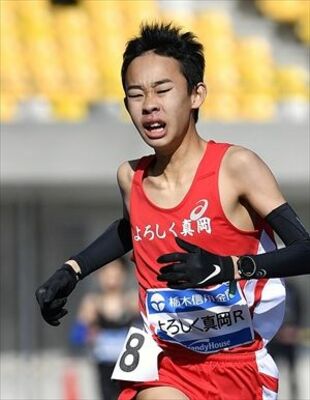 ３区で区間賞に輝き、チームを首位に浮上させたよろしく真岡Ｒ・各和＝カンセキスタジアムとちぎ