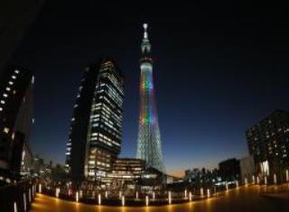 東京スカイツリーを写した上原延元さんの作品