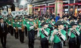 台湾で高校生がマーチング披露