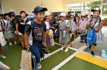 夏休み終え学校再開