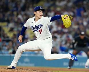 佐々木７回零封、１０奪三振
