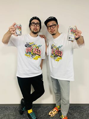 「ＲＡＰ＆ＢＥＥＲ」をＰＲする上鈴木タカヒロさん（右）と伯周さん兄弟