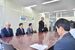 センバツでの戦いを報告した石橋の瀬端校長（左）ら＝県庁南別館