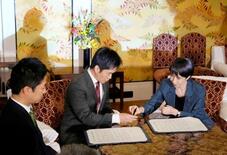 【自維連立】決着優先、リスク回避