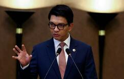 大統領「安全のため避難」と演説
