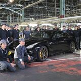日産GT-R生産終了、栃木工場で最後の出荷　ファンの人気集め県警パトカーにも　社長は復活を示唆