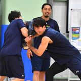 宇都宮ブレックス、リーグ連覇へ始動　比江島ら８選手が今季初のチーム練習