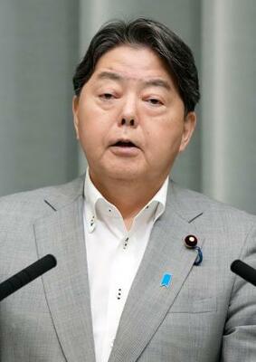 　記者会見する林官房長官＝１日午前、首相官邸