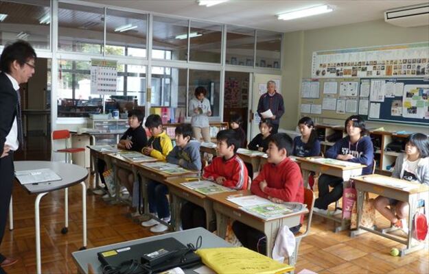 記事の書き方学ぶ／岩舟町小野寺北小