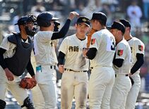 作新50年ぶり４強ならず　山梨学院に３－12　選抜高校野球準々決勝