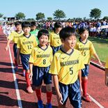 栃木県Ｕ－10サッカー選手権大会が開幕　118チームが堂々入場行進　1…