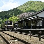 わたらせ渓谷鉄道・足尾駅（日光）　国登録・大正時代　今に残る銅山の玄関…