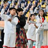 開会式「歓迎演技」で進行役　中学１年稲見さんと小学６年鈴木さん「元気届…