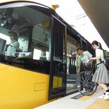 LRTでサイクルトレイン　宇都宮市が検証会　高校生が載せ方など確認