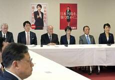 食品消費税ゼロ 検討加速