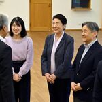 天皇皇后両陛下と愛子さま、2年ぶりに御料牧場へ　福田知事ら出迎え、NHK「風、薫る」も話題に