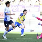 格上に４得点完勝　栃木ＳＣがＪ２横浜ＦＣを完封　堅守速攻、ゴール量産で今季初白星