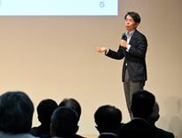 不登校悩む親へ情報提供を