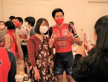 ファンに個人総合Ｖ報告　ブリッツェン、増田の退団あいさつも