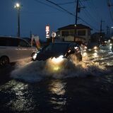 栃木市内で激しい雨　３棟が床下浸水、道路冠水も