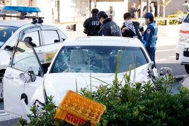 盗難車暴走で歩行者ら１１人死傷