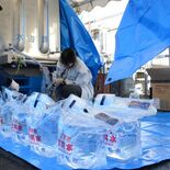 下野市が臨時給水所を開設　目標値超のPFAS検出受け　地域住民が訪れ受…