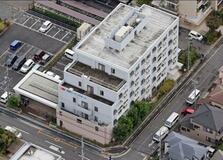 未明の静寂破るサイレン