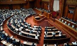 歌手にもBGM使用料、法改正