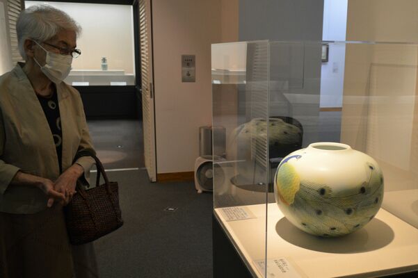 企画展に展示された藤井隆之さんの陶芸作品