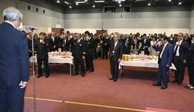 町内関係者３００人 新年の門出祝う