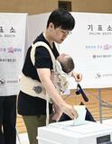 韓国統一選 与党が優勢