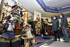 絢爛飾り一堂に　県内で五月人形商戦本格化　政宗や家康の飾りが人気