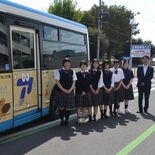高校生が市営バスをラッピング　利用者増へ、足利市　新キャラ「アッシーく…