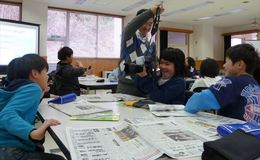 写真撮影を体験／大田原市須賀川小