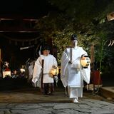 1200年続く「夜祭り」　鷲子山上神社で無病息災願う