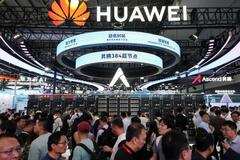 ファーウェイ、中国でスマホ復活