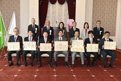 日本遮熱など受賞者を表彰