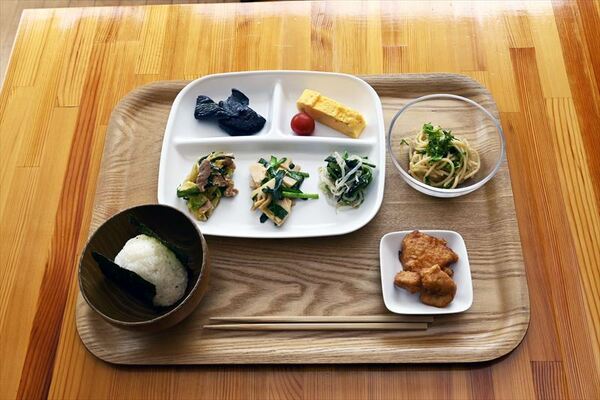 旬の食材を生かしたお惣菜