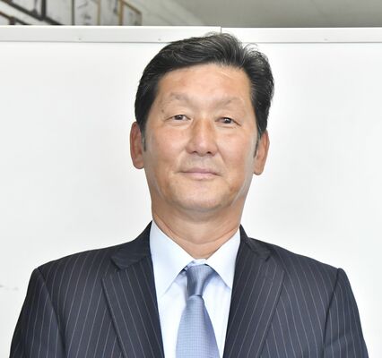 山下徳人氏