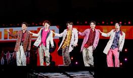 嵐ファン涙、５人への感謝口々に