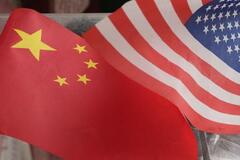 中国、米駆逐艦「侵入」と抗議