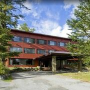 奥日光の老舗温泉ホテルが13日閉館　「幻想的な世界観」提供する施設として新装開業へ