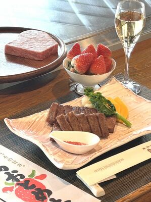 苺フェアで提供されている「とちおとめ牛　サーロインステーキランチ」