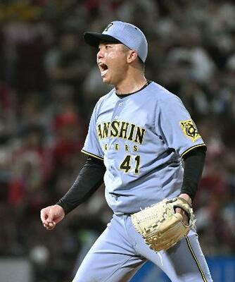 　６回１失点で１２勝目を挙げた阪神・村上＝マツダ