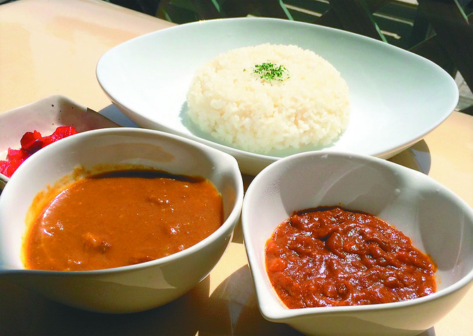２種類のルーが味わえるツインカレー