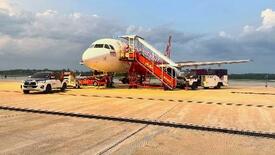 機内で「爆弾ある」カップル逮捕